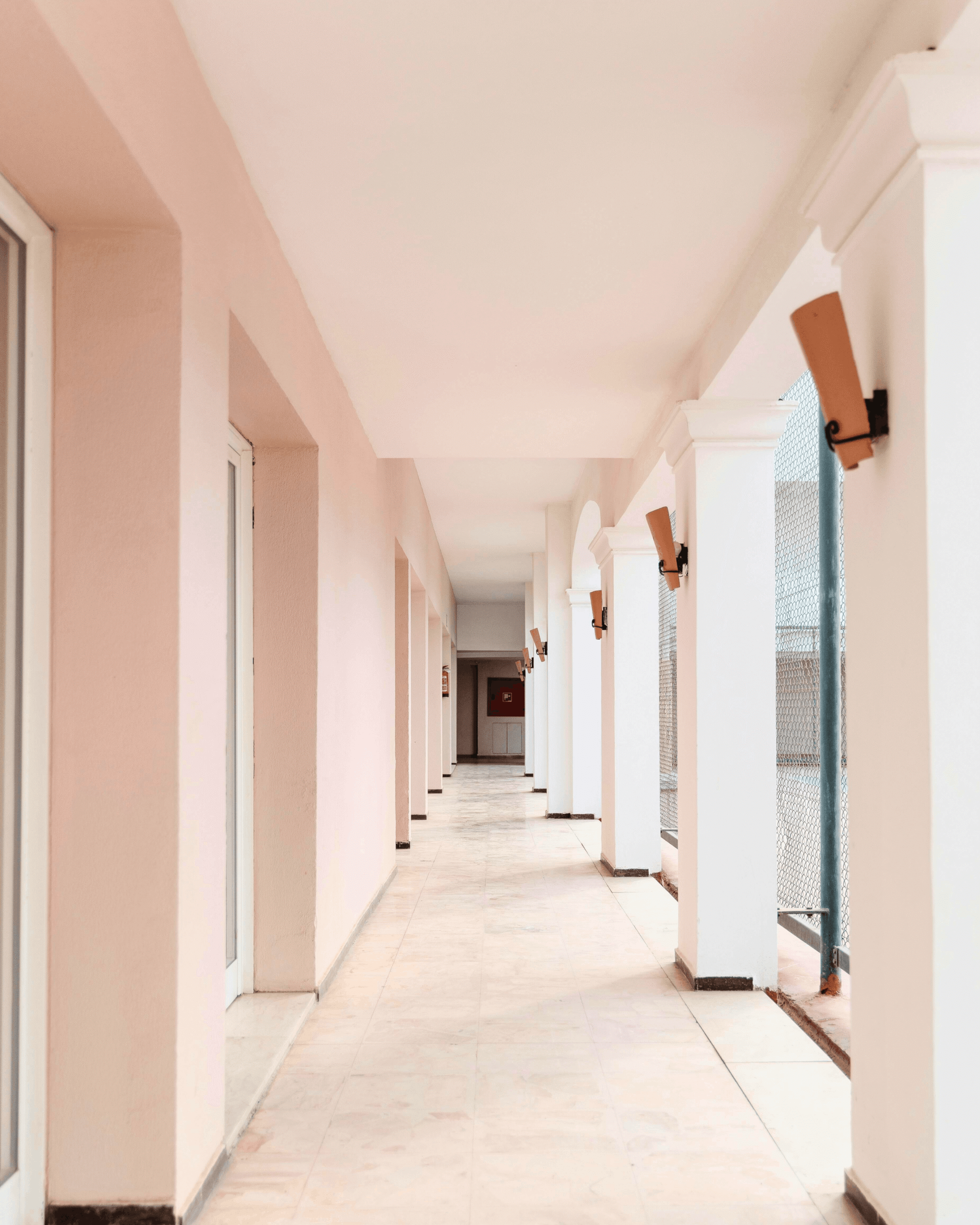 Hallways and common areas cleaning